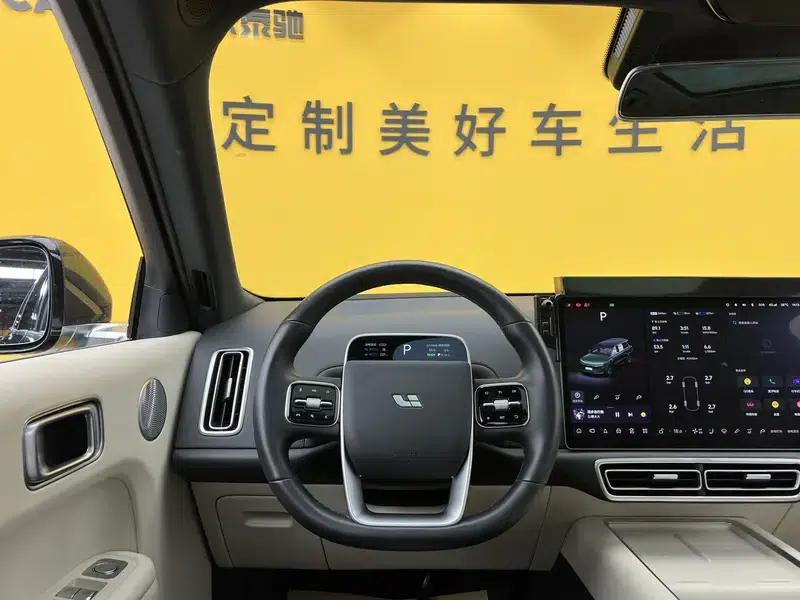 Li Auto L9 2023 Pro Edition — миниатюра 37