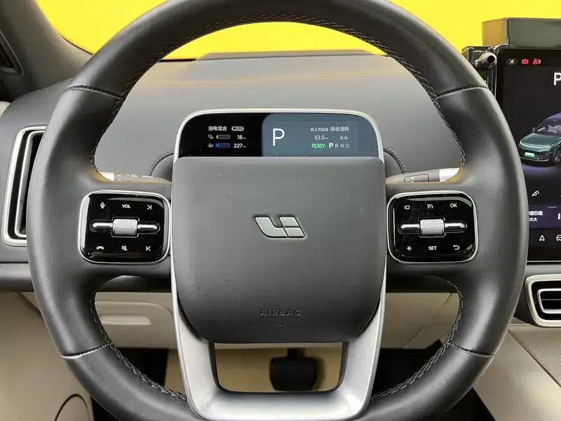 Li Auto L9 2023 Pro Edition — миниатюра 43