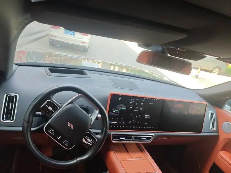 Li Auto L9 2022 Max Edition — миниатюра 7