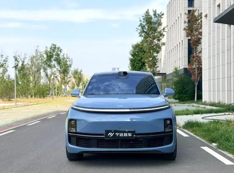 Li Auto L9 2022 Max Edition — миниатюра 2