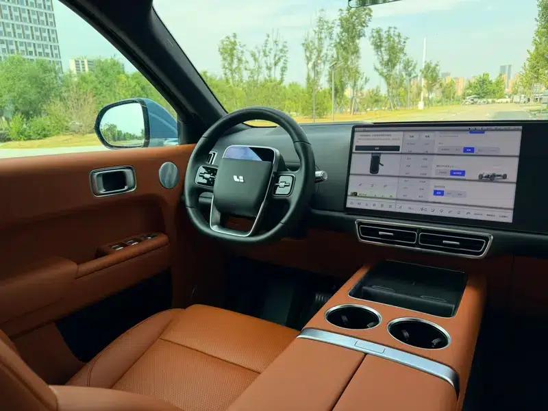 Li Auto L9 2022 Max Edition — миниатюра 12