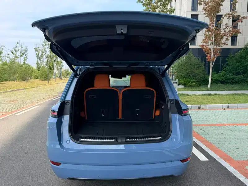 Li Auto L9 2022 Max Edition — миниатюра 8