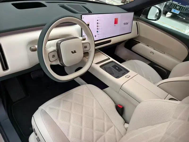 Li Auto L9 2026 Livis — миниатюра 11