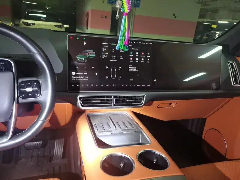 Li Auto L9 2022 Max Edition — миниатюра 12
