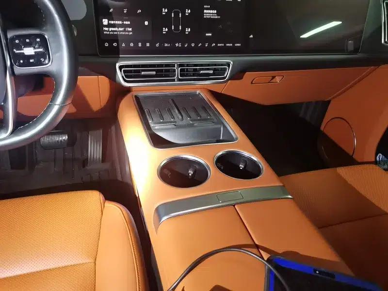 Li Auto L9 2022 Max Edition — миниатюра 14