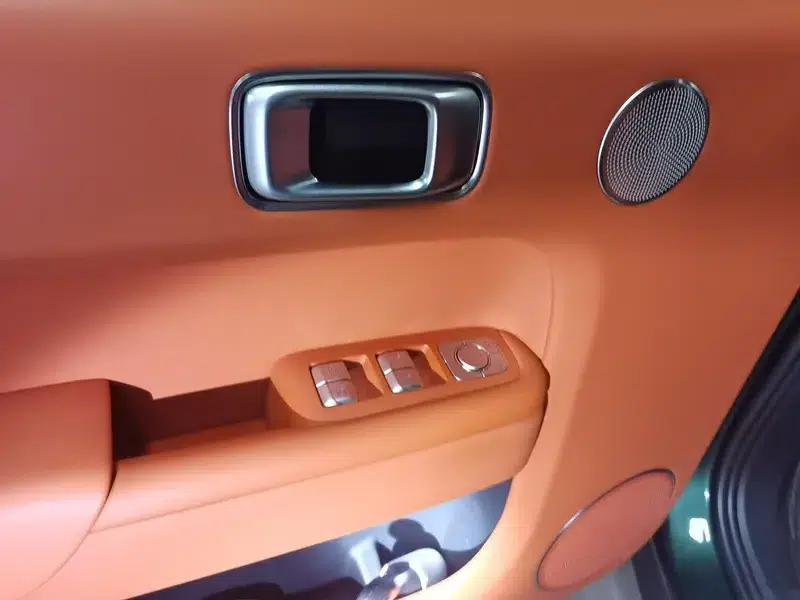 Li Auto L9 2022 Max Edition — миниатюра 15