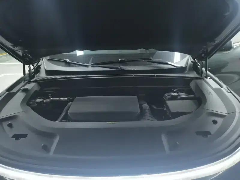 Li Auto L9 2022 Max Edition — миниатюра 19