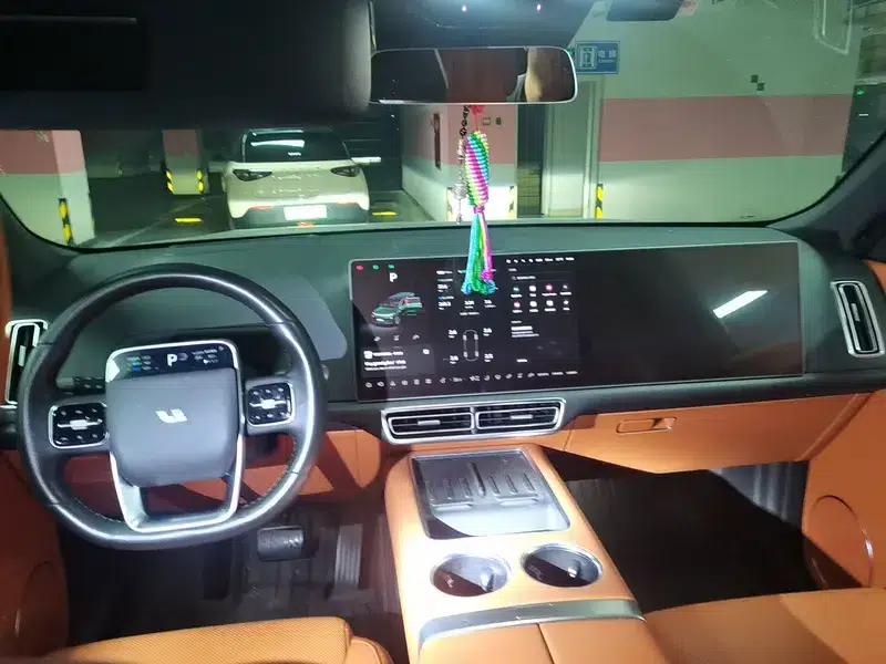 Li Auto L9 2022 Max Edition — миниатюра 10