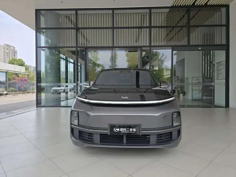 Li Auto L8 2023 Pro Edition — миниатюра 2