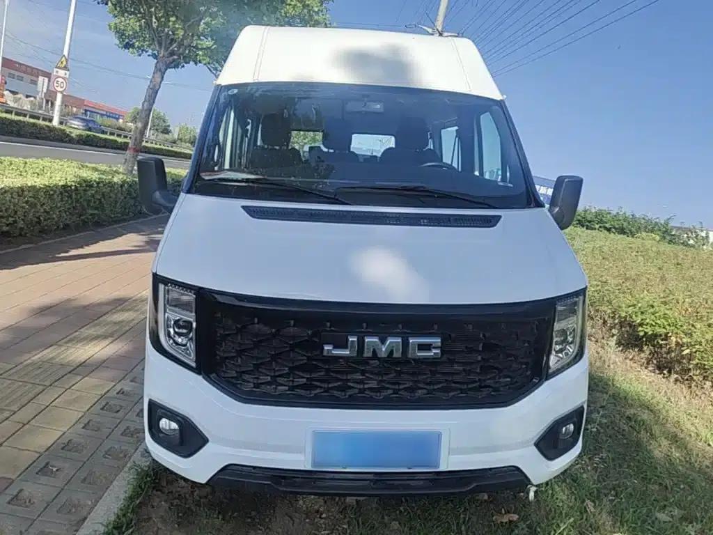 Jiangling Fushun 2022 2.0T Manual Multi-functional Passenger Vehicle, Short Wheelbase, Medium-High Roof, 6 Seats — миниатюра 3