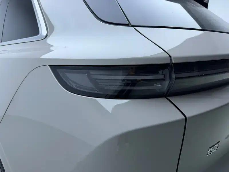 Li Auto L6 2024 Max Edition — миниатюра 13