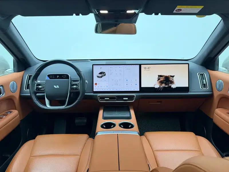 Li Auto L6 2024 Max Edition — миниатюра 14
