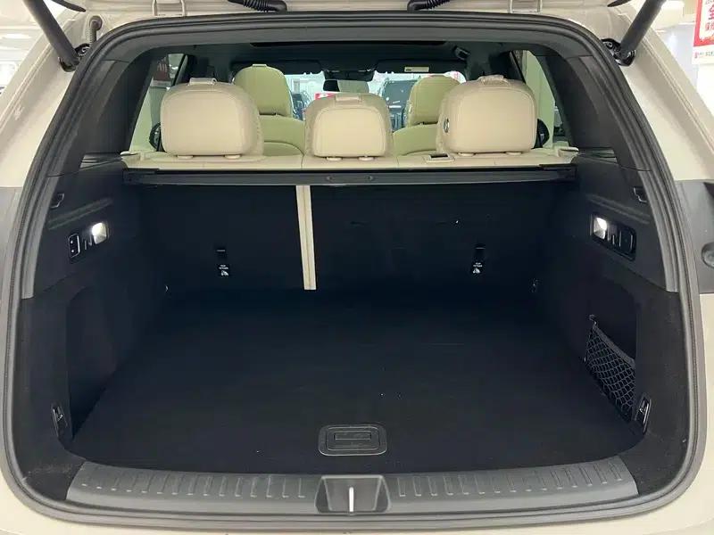 Li Auto L6 2024 Max Edition — миниатюра 16