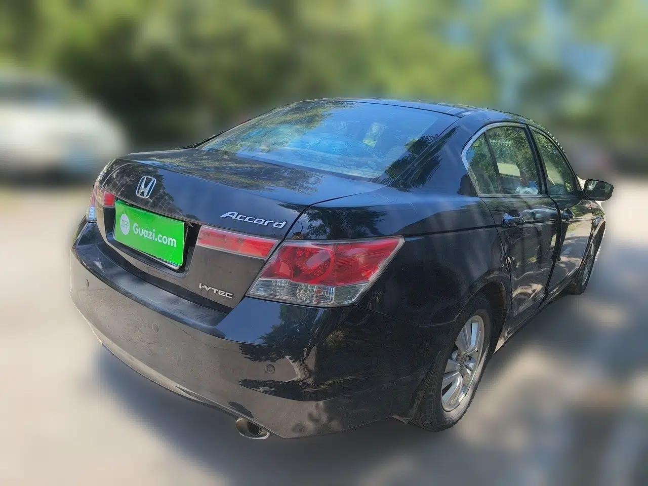 Honda Accord 2008 2.0L EX — миниатюра 6