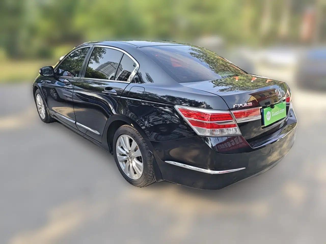 Honda Accord 2013 2.4L SE — миниатюра 4