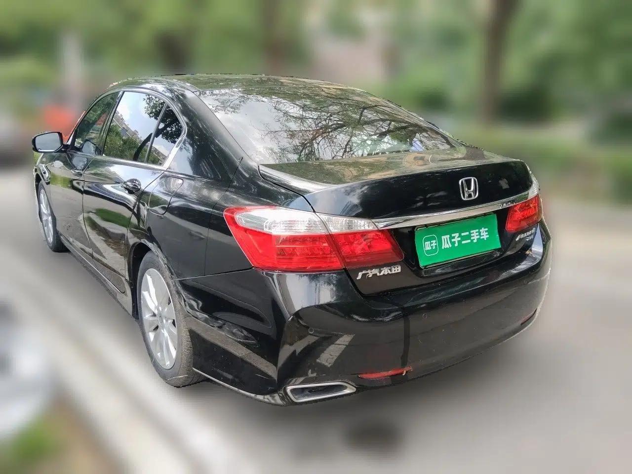 Honda Accord 2014 2.4L EX Luxury Edition — миниатюра 4