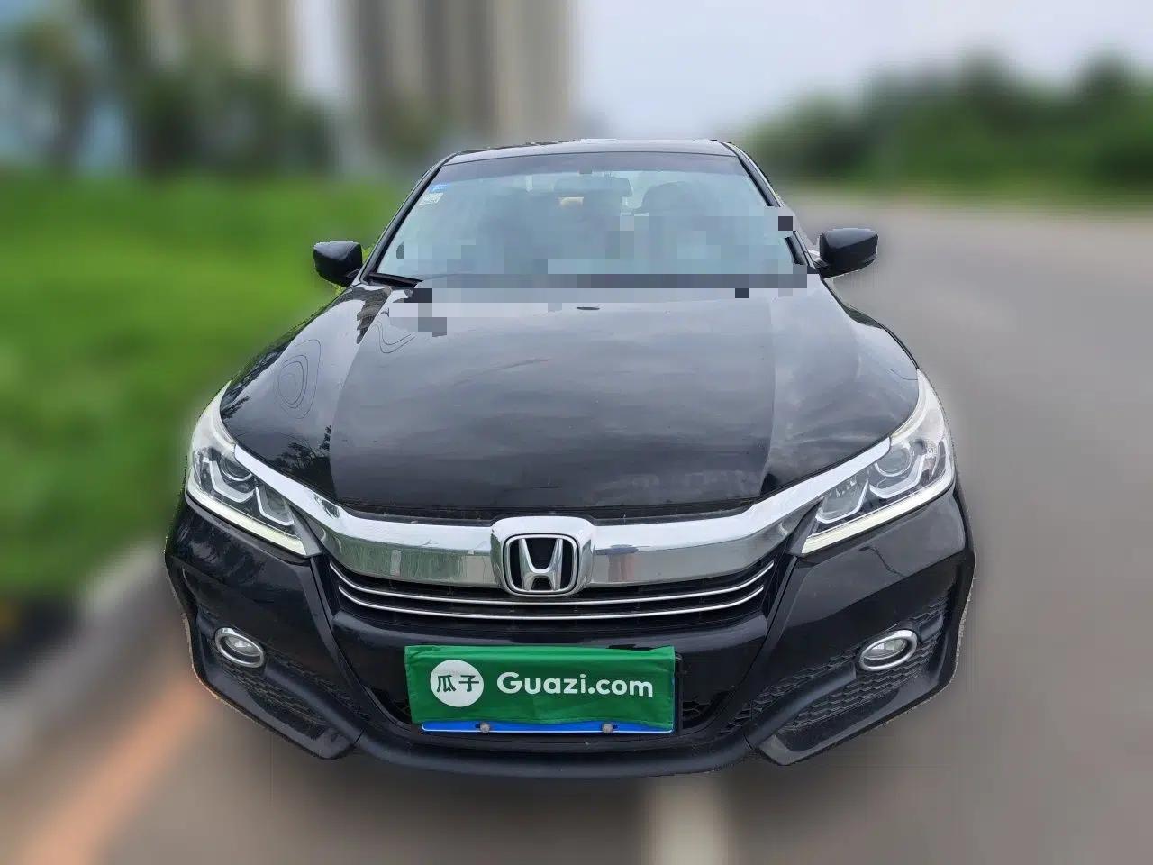 Honda Accord 2016 2.0L Comfort Edition — миниатюра 2