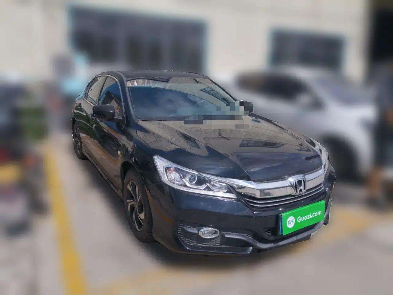 Honda Accord 2016 2.0L Comfort Edition — миниатюра 3