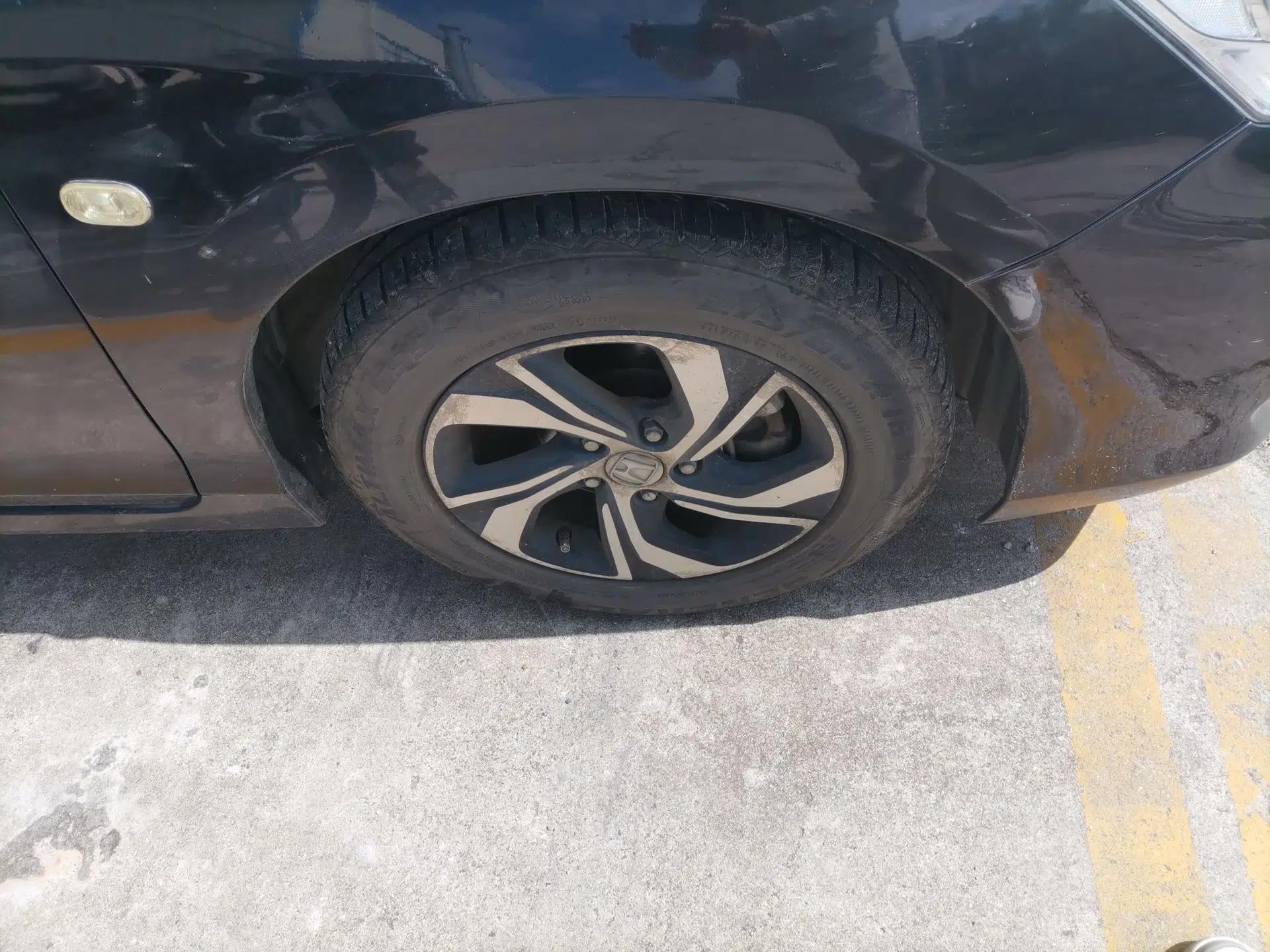 Honda Accord 2016 2.0L Comfort Edition — миниатюра 8