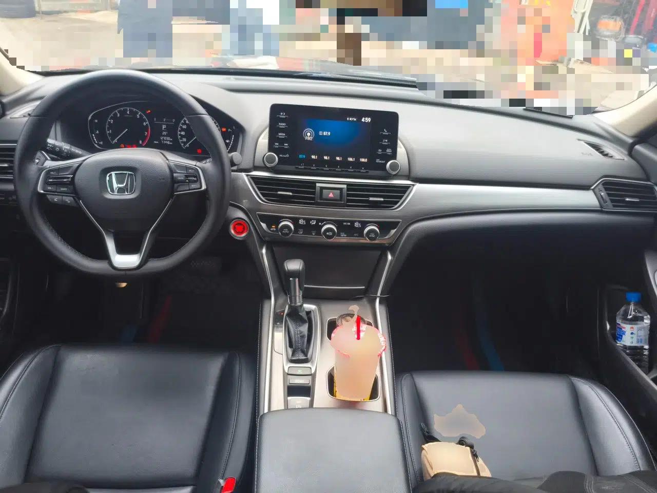 Honda Accord 2018 260TURBO Elite Edition China V — миниатюра 9