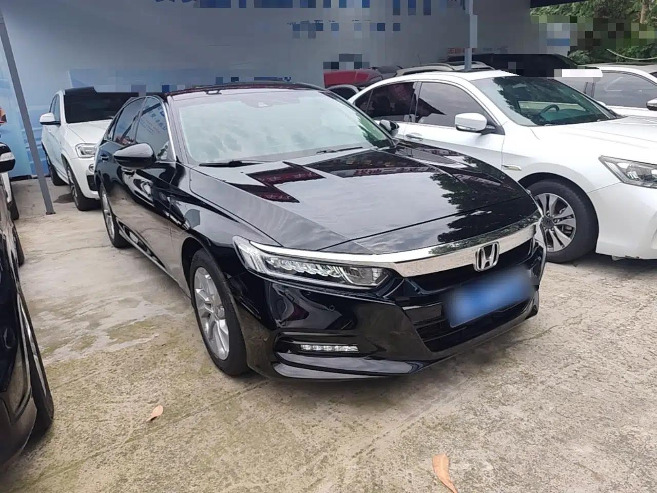 Honda Accord 2018 260TURBO Luxury Edition China VI — миниатюра 3