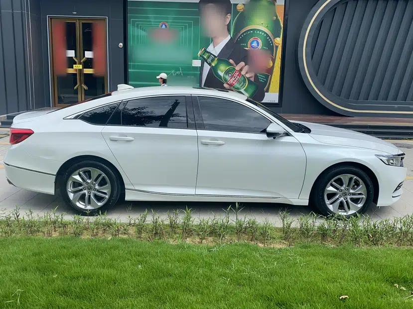 Honda Accord 2018 260TURBO Elite Edition China VI — миниатюра 13