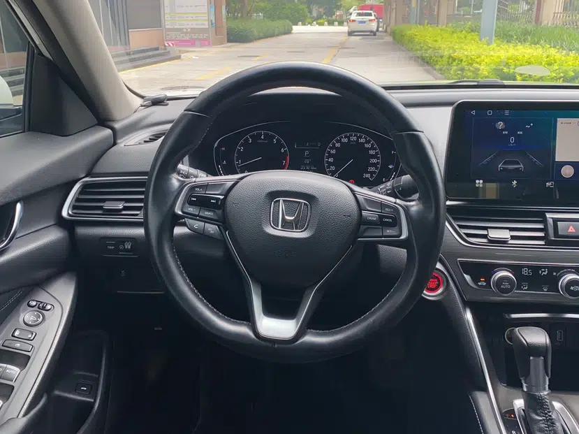 Honda Accord 2018 260TURBO Elite Edition China VI — миниатюра 18
