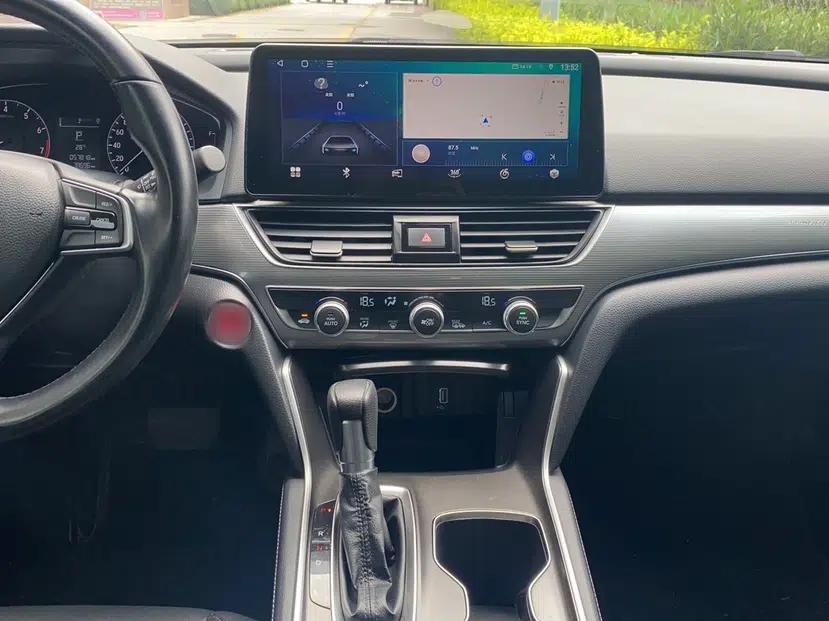 Honda Accord 2018 260TURBO Elite Edition China VI — миниатюра 21