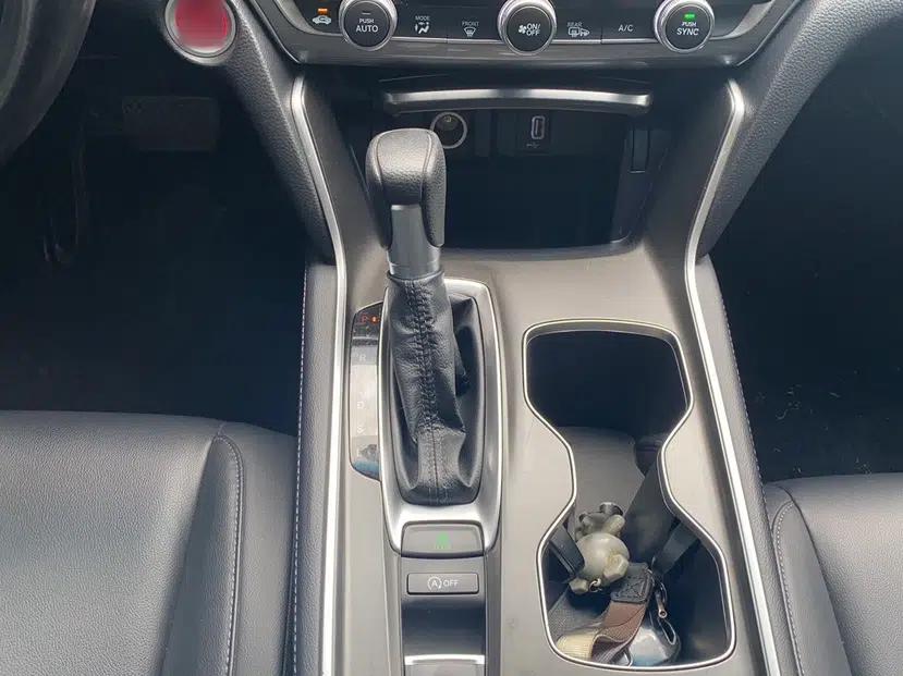 Honda Accord 2018 260TURBO Elite Edition China VI — миниатюра 22