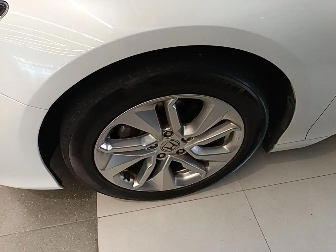 Honda Accord 2018 260TURBO Elite Edition China VI — миниатюра 10