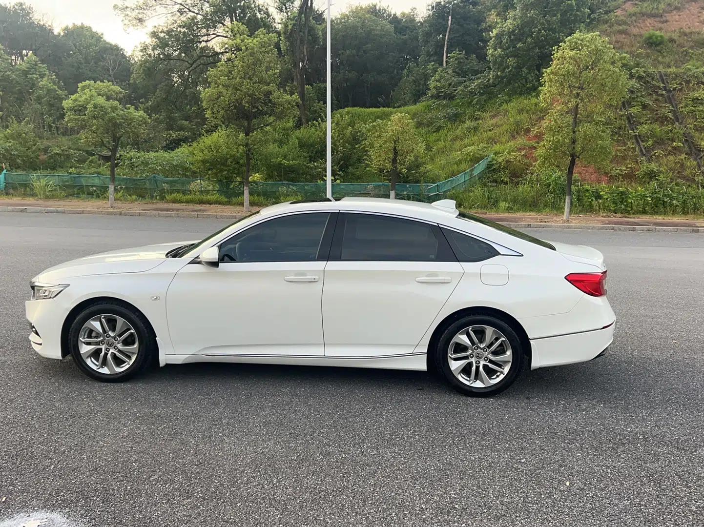 Honda Accord 2018 230TURBO Comfort Edition China VI Emission Standard — миниатюра 13