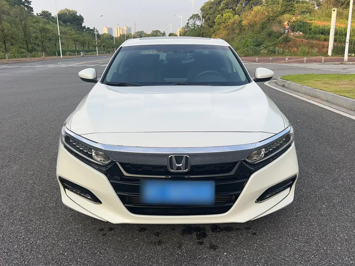 Honda Accord 2018 230TURBO Comfort Edition China VI Emission Standard — миниатюра 3