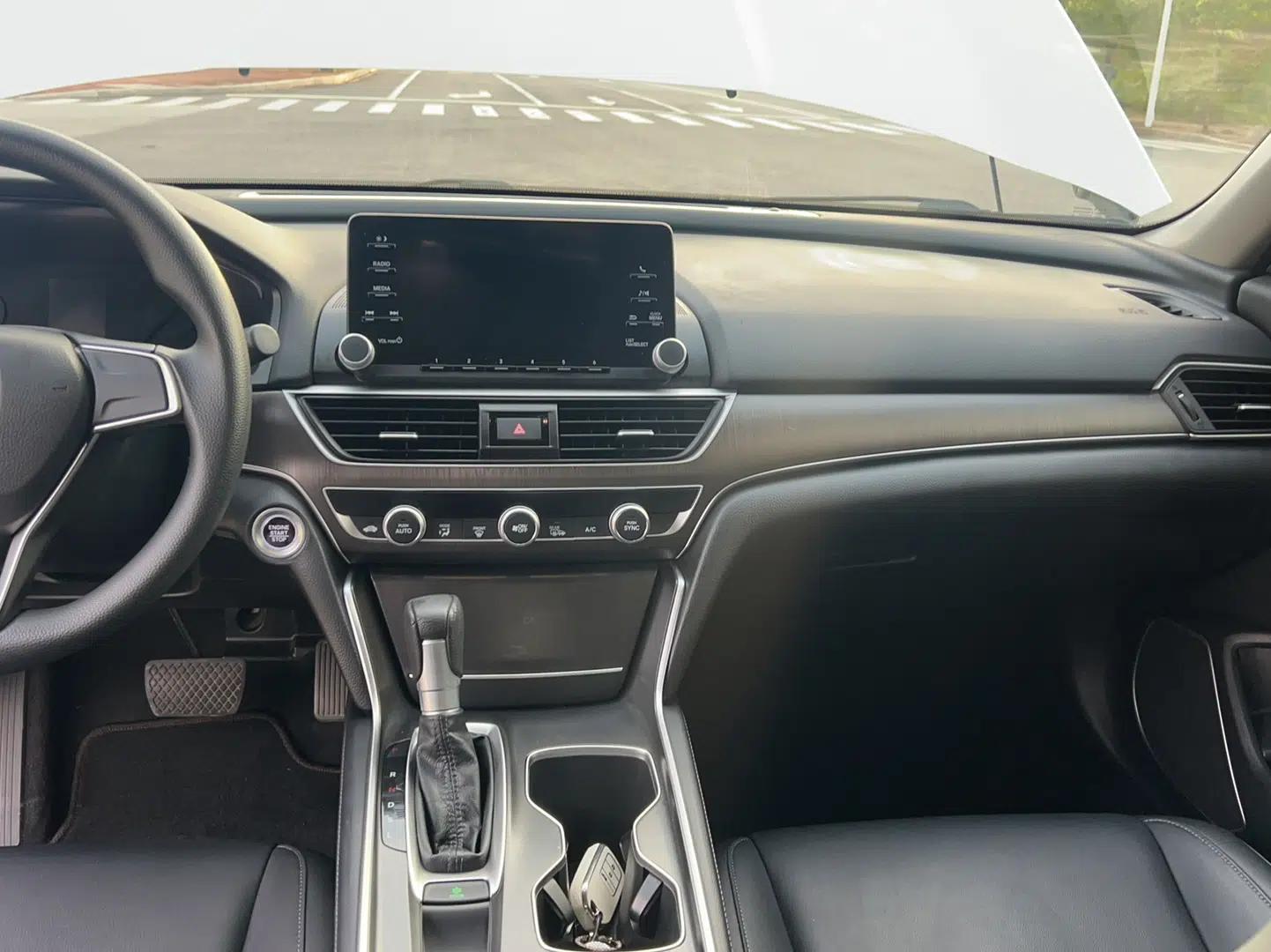 Honda Accord 2018 230TURBO Comfort Edition China VI Emission Standard — миниатюра 26