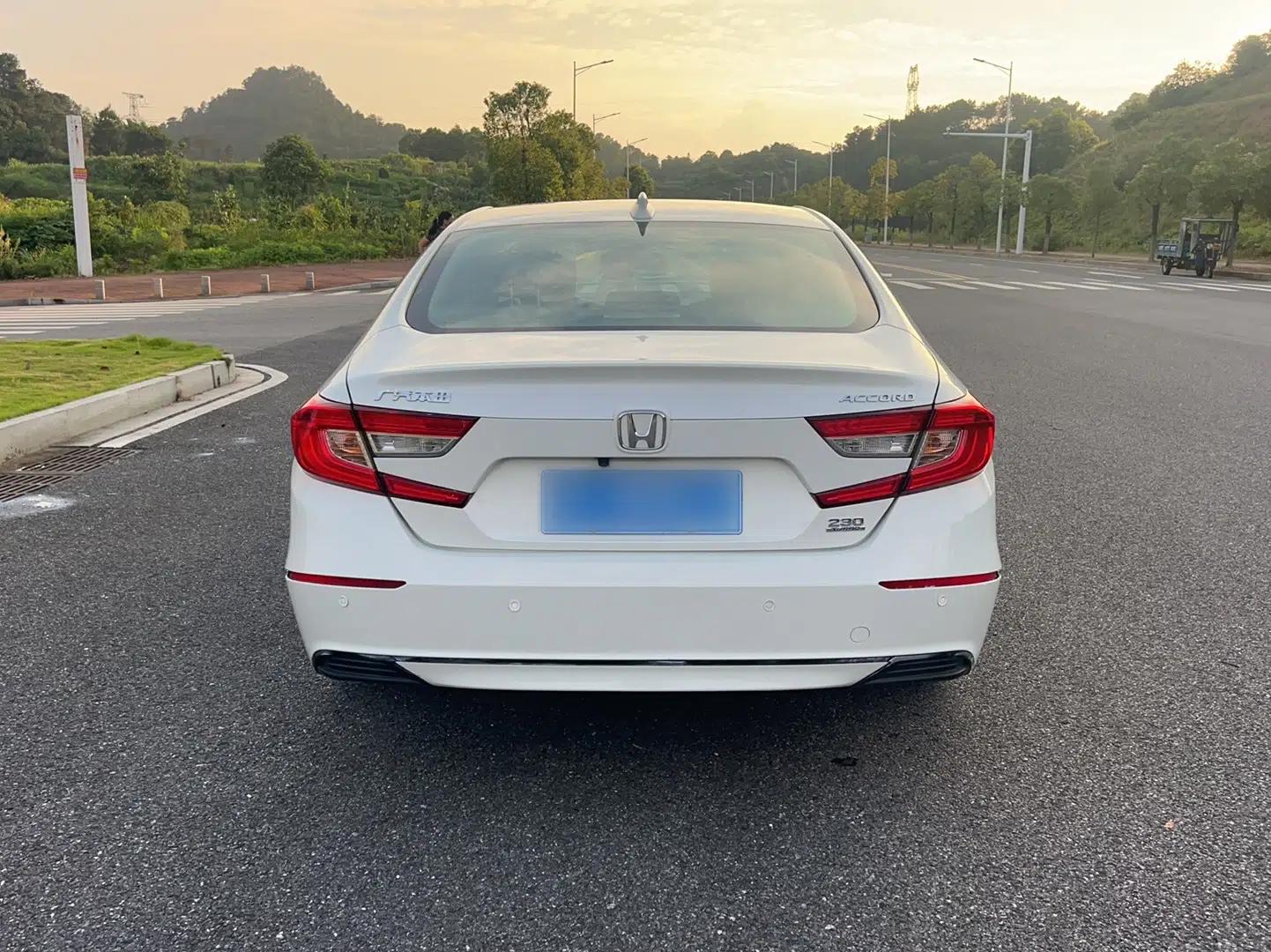 Honda Accord 2018 230TURBO Comfort Edition China VI Emission Standard — миниатюра 7