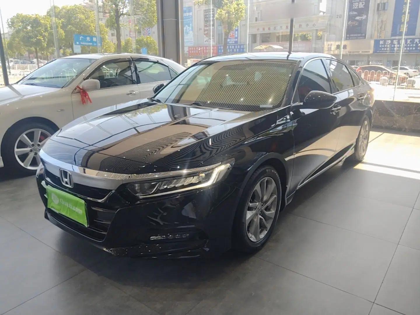 Honda Accord 2018 260TURBO Elite Edition China VI — миниатюра 1