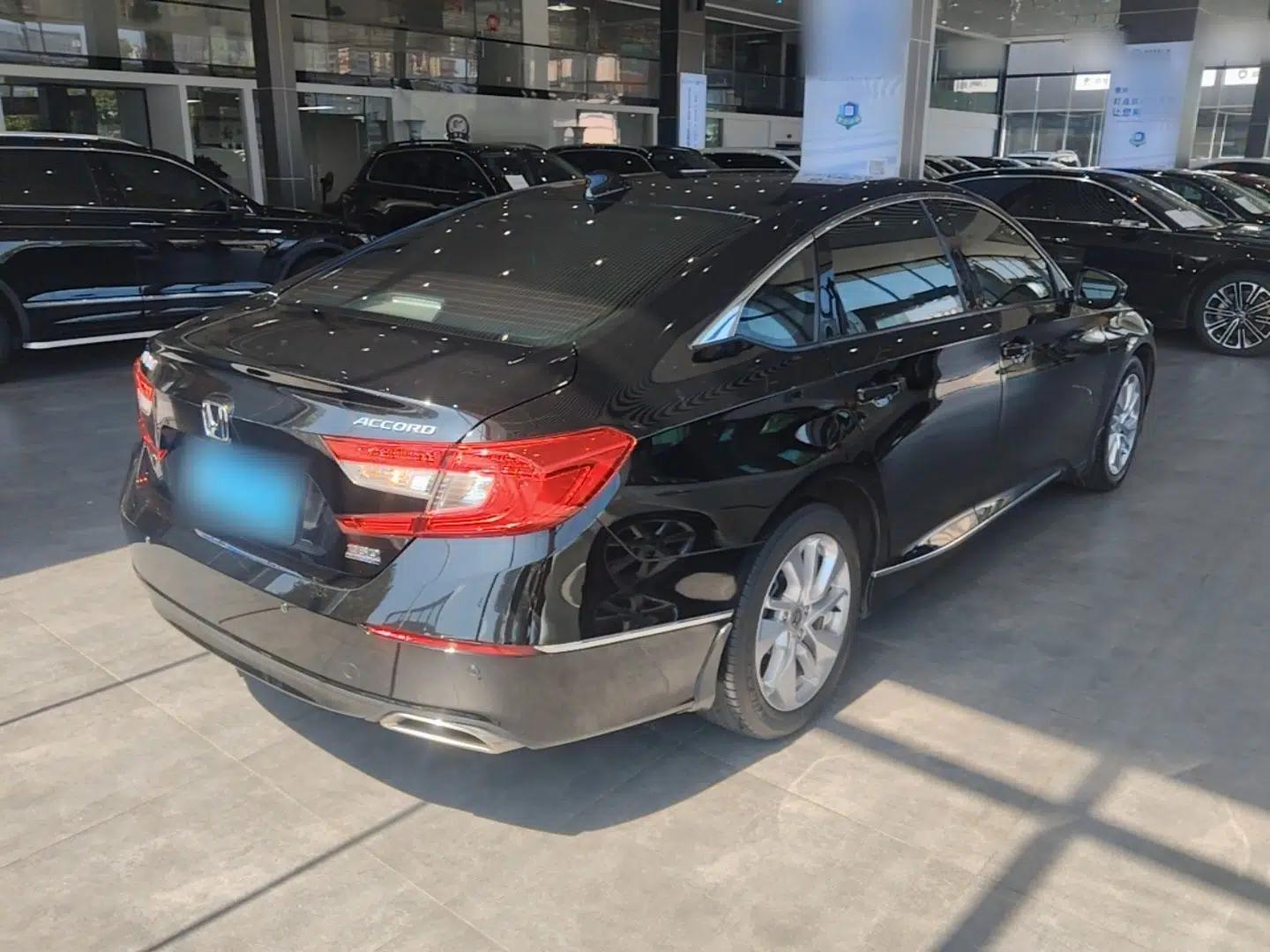Honda Accord 2018 260TURBO Elite Edition China VI — миниатюра 6