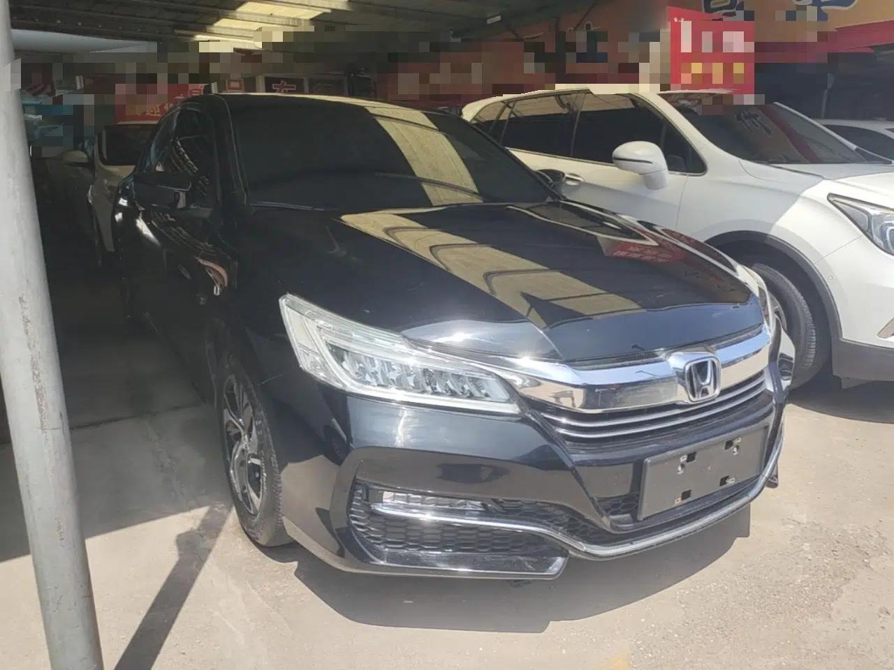 Honda Accord 2016 2.0L Comfort Edition — миниатюра 3