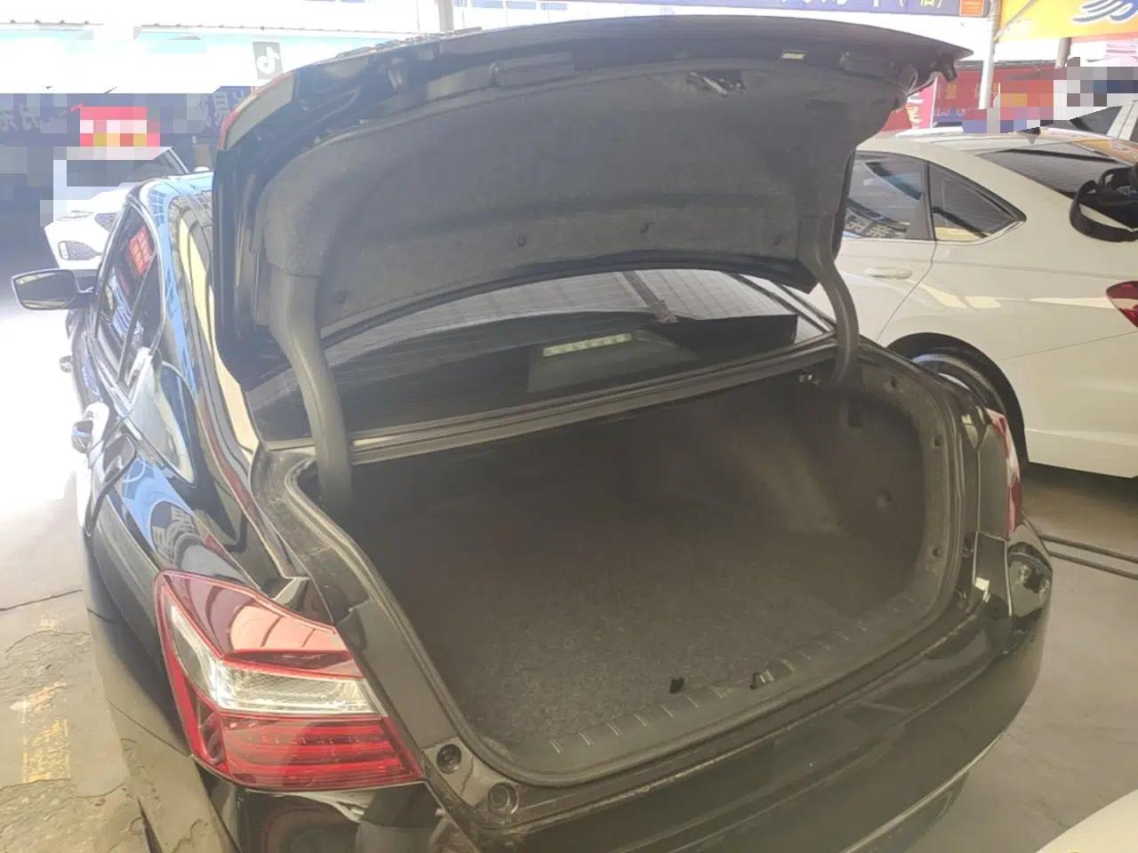 Honda Accord 2016 2.0L Comfort Edition — миниатюра 22