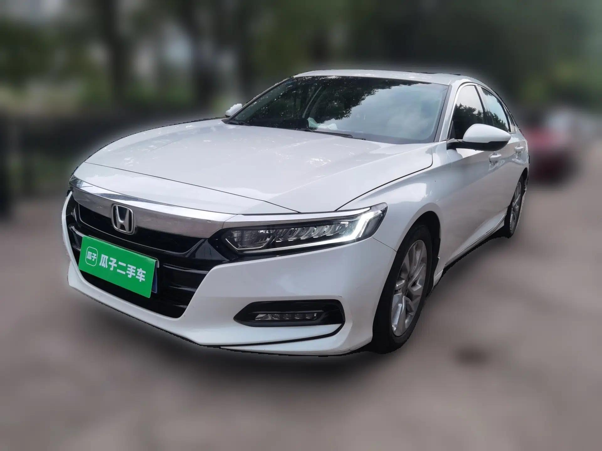Honda Accord 2018 260TURBO Elite Edition China V — миниатюра 1