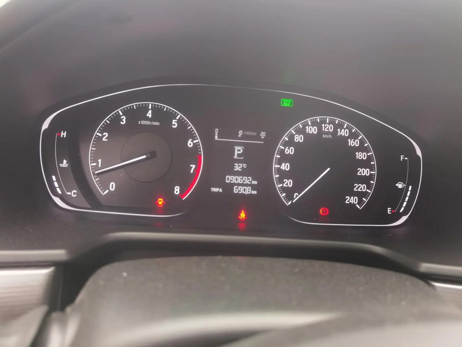 Honda Accord 2018 260TURBO Elite Edition China V — миниатюра 12