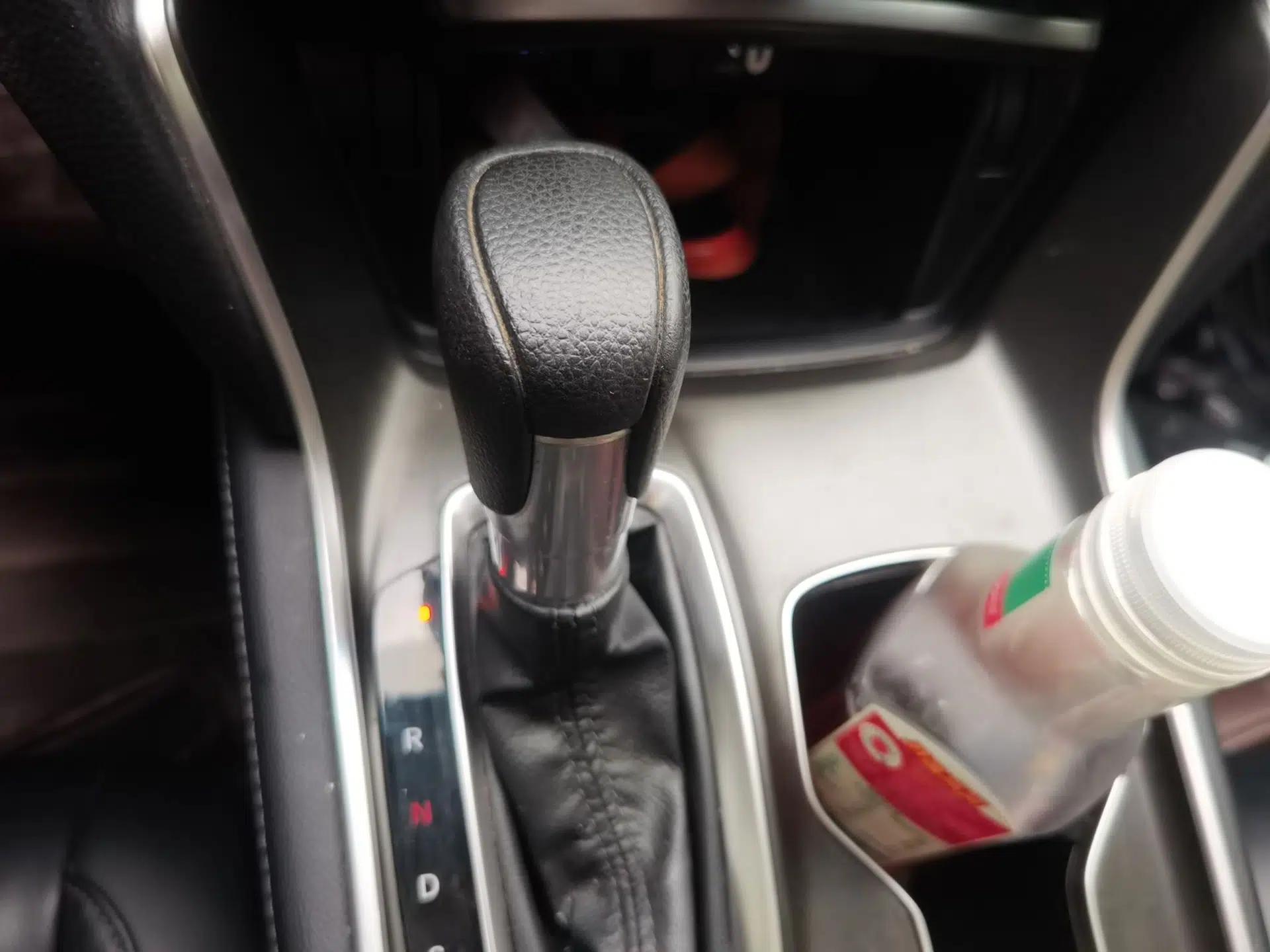 Honda Accord 2018 260TURBO Elite Edition China V — миниатюра 14