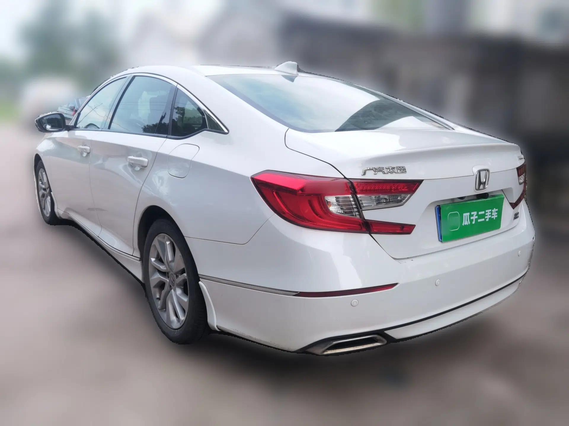 Honda Accord 2018 260TURBO Elite Edition China V — миниатюра 4