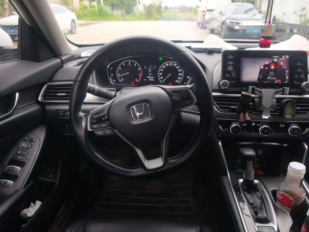 Honda Accord 2018 260TURBO Elite Edition China V — миниатюра 10