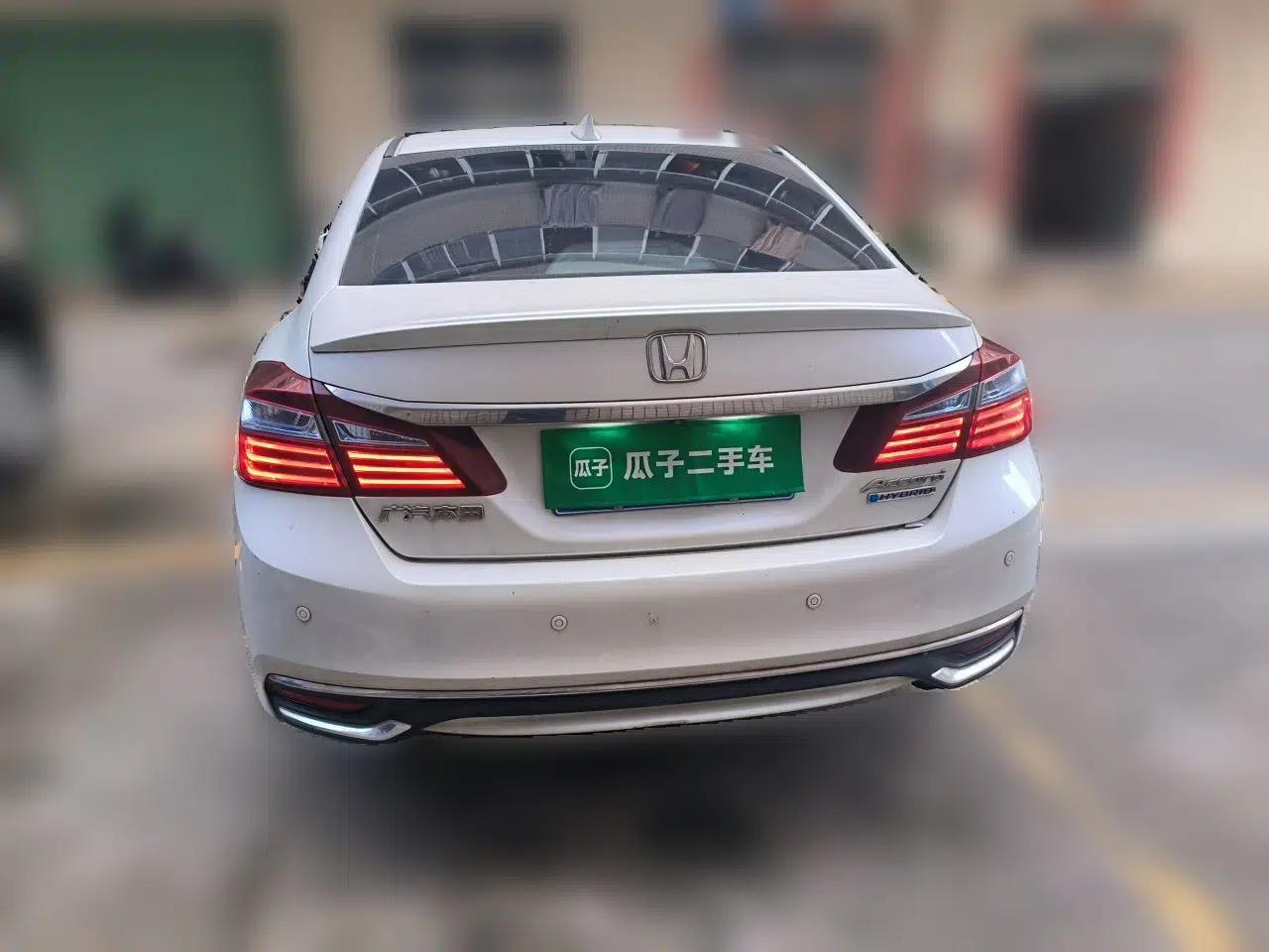 Honda Accord 2016 Hybrid 2.0L Sharp Edition — миниатюра 5