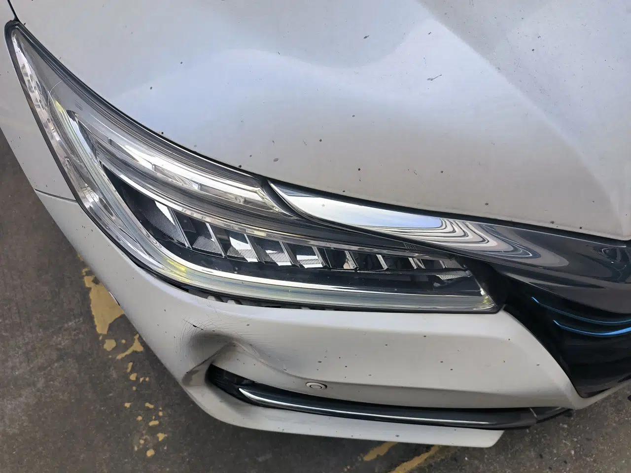Honda Accord 2016 Hybrid 2.0L Sharp Edition — миниатюра 7