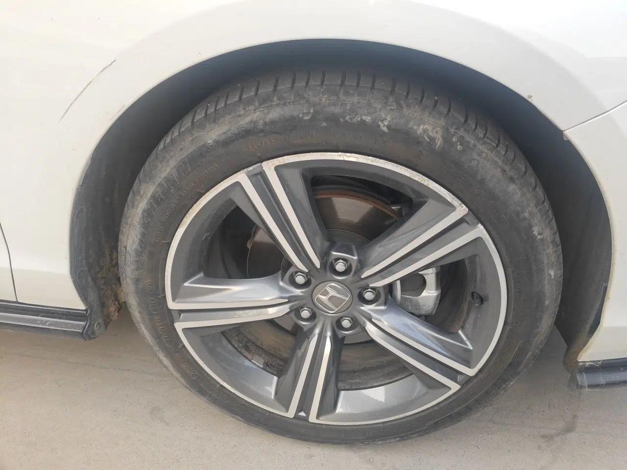 Honda Accord 2023 260TURBO Excellence Edition — миниатюра 8