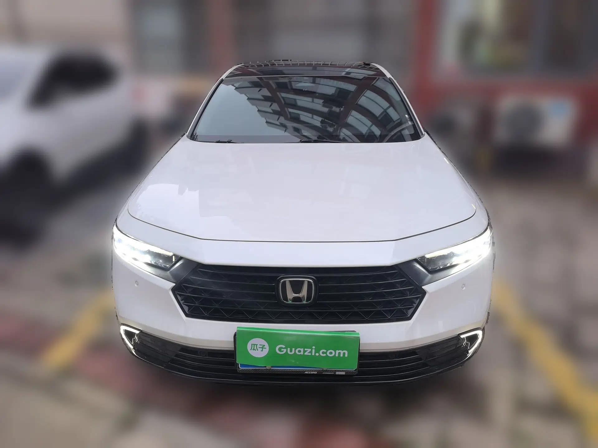 Honda Accord 2023 260TURBO Excellence Edition — миниатюра 2