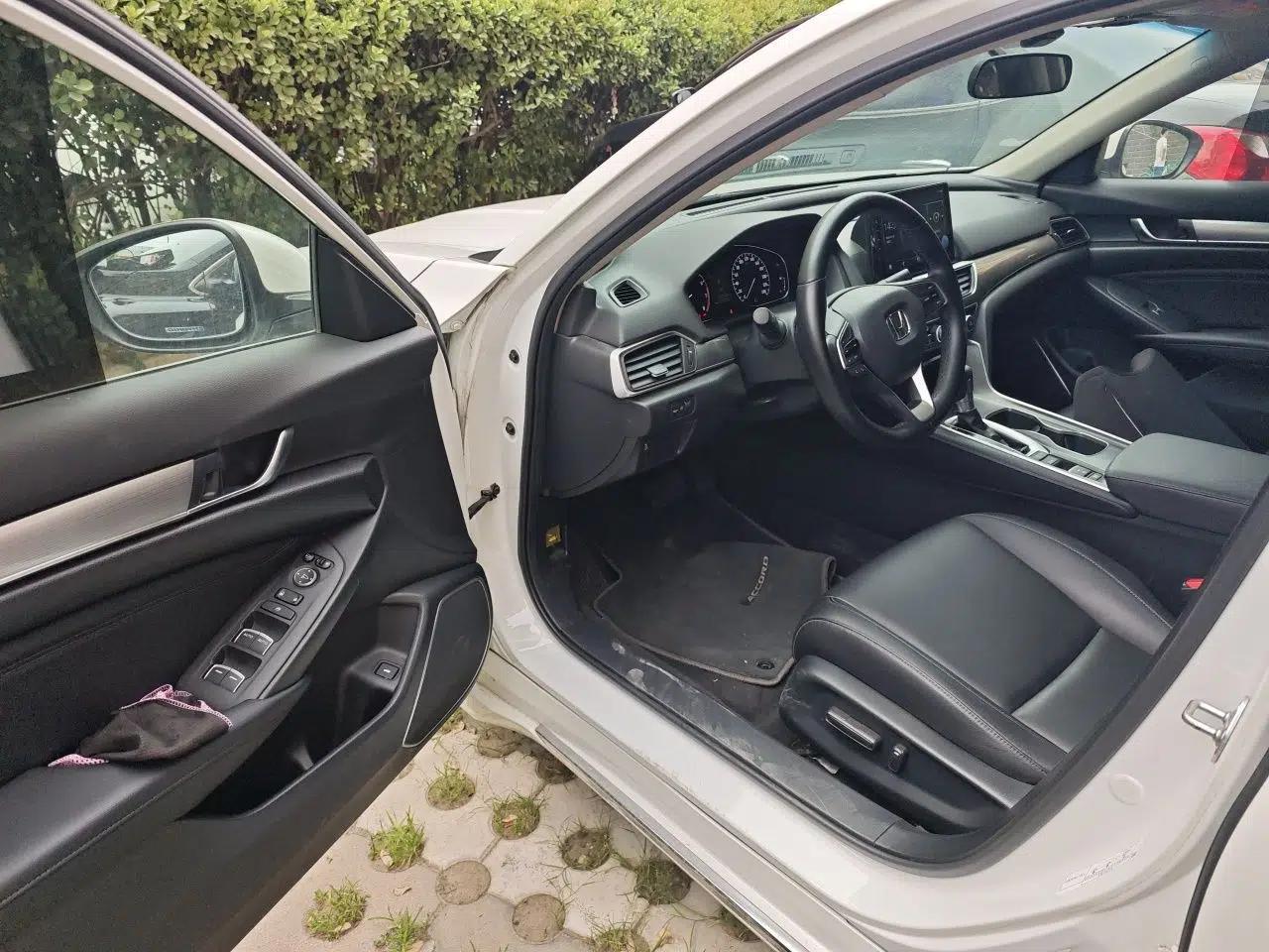 Honda Accord 2018 260TURBO Elite Edition China VI — миниатюра 21
