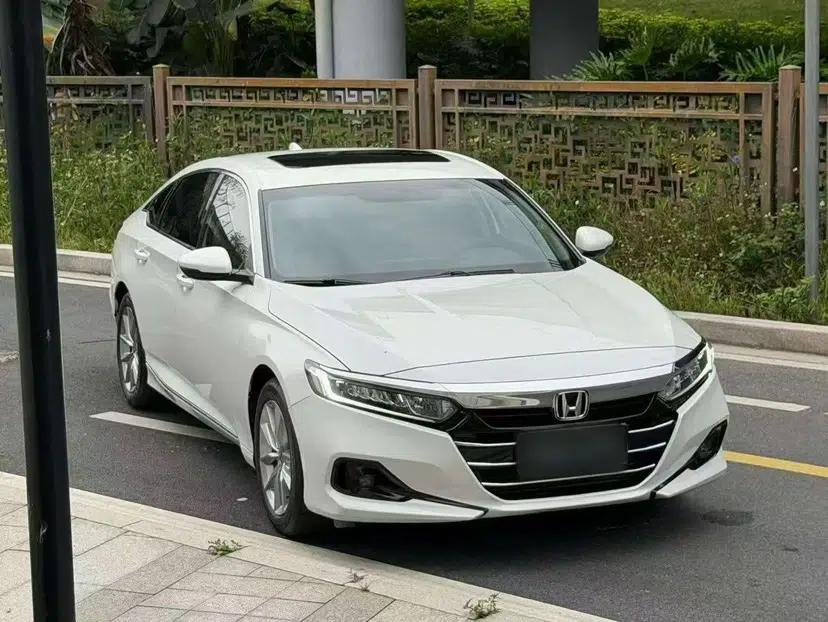 Honda Accord 2018 260TURBO Elite Edition China VI — миниатюра 8