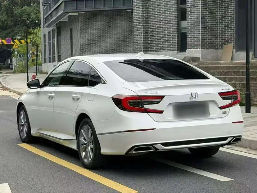 Honda Accord 2018 260TURBO Elite Edition China VI — миниатюра 9